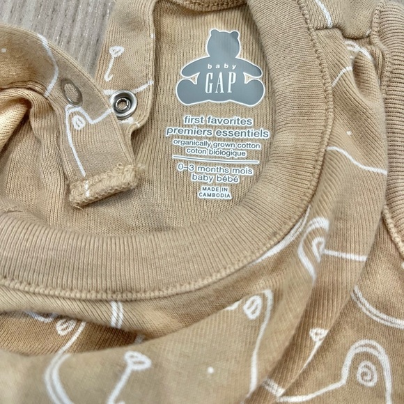 4 for  $20 Baby Gap onesie 0-3 month - Picture 4 of 4